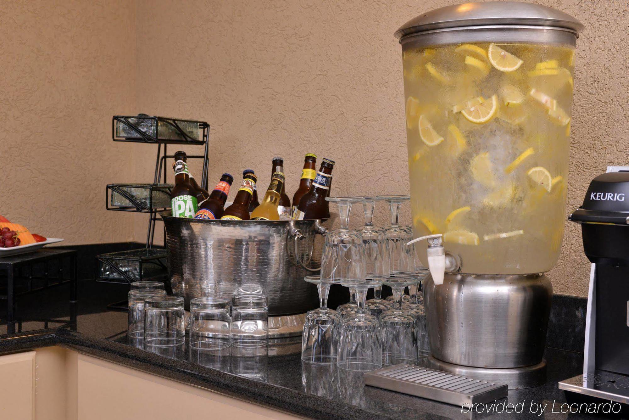 Holiday Inn Portland- I-5 S Wilsonville By Ihg Ngoại thất bức ảnh