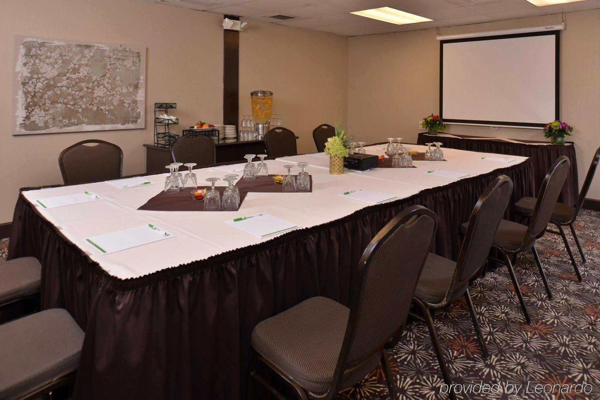Holiday Inn Portland- I-5 S Wilsonville By Ihg Ngoại thất bức ảnh